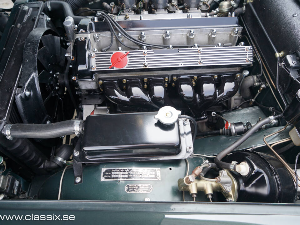 Immagine 26/30 di Jaguar 420 G (1970)