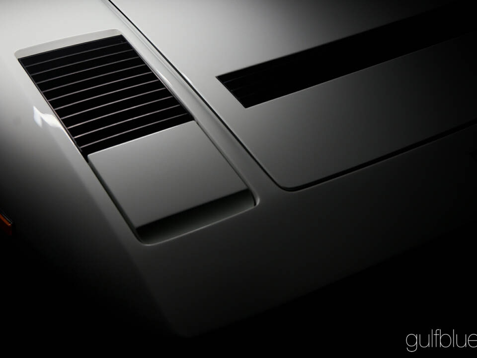 Image 26/72 of Ferrari 208 GTS Turbo (1985)