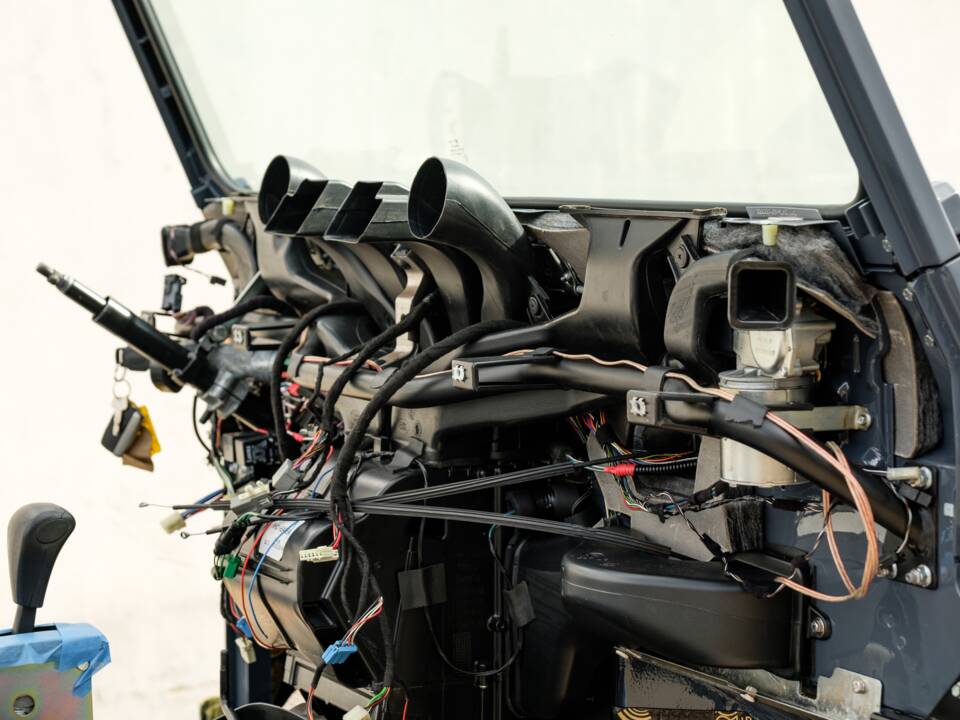 Bild 15/100 von Land Rover Defender 110 (2014)