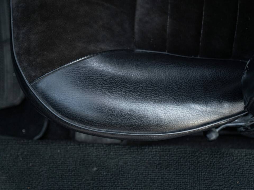 Image 27/44 of Lancia Fulvia Sport 1.6 (Zagato) (1972)