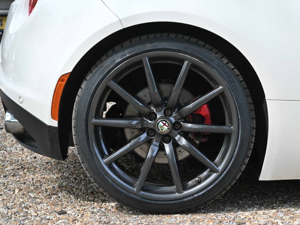 Image 23/50 of Alfa Romeo 4C Spider (2017)