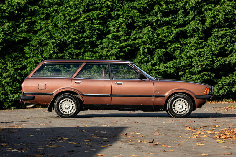 Bild 8/36 von Ford Cortina 3.0 (1979)