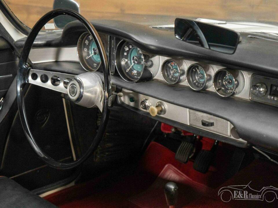 Bild 12/17 von Volvo 1800 S (1965)