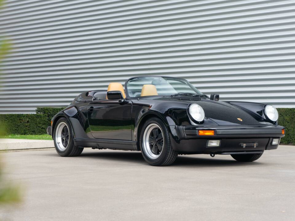 Imagen 1/32 de Porsche 911 Speedster 3.2 (1989)