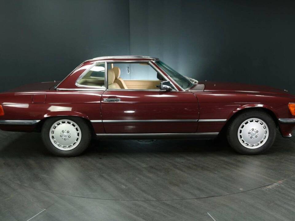 Bild 7/29 von Mercedes-Benz 300 SL (1989)