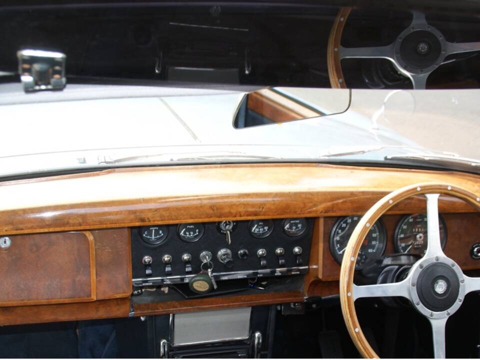 Bild 4/7 von Jaguar Mk II 3.4 (1967)