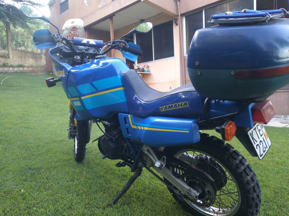 Bild 13/24 von Yamaha DUMMY (1988)