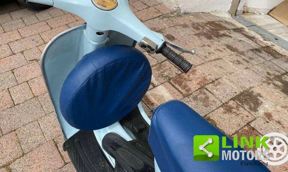 Imagen 9/10 de Piaggio Vespa 125 Primavera (1975)