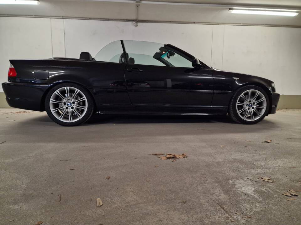 Immagine 6/61 di BMW 330Ci (2004)