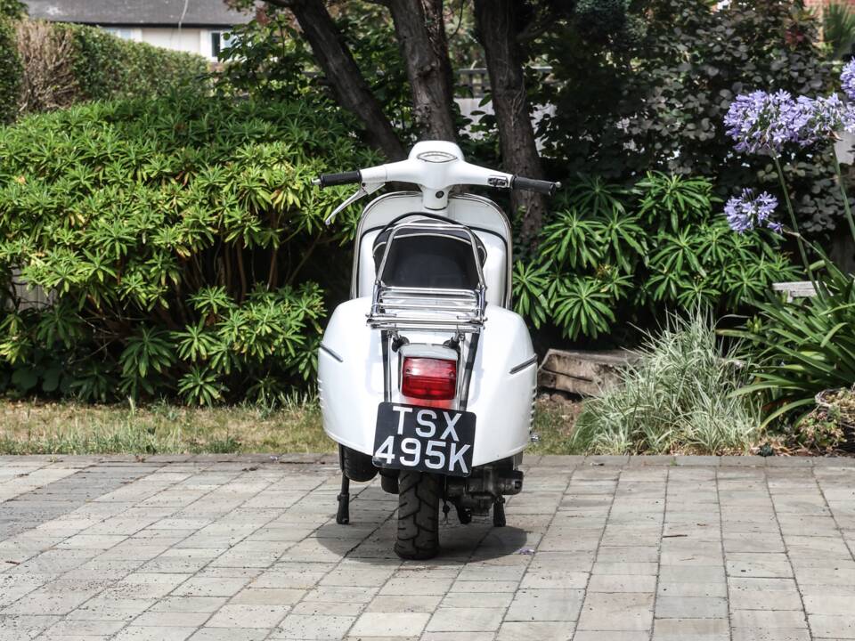 Bild 17/22 von Piaggio Vespa 160 GT Electronic (1972)