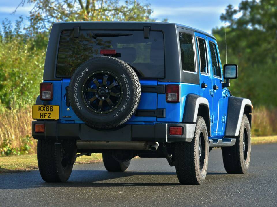 Bild 9/50 von Jeep Wrangler 3.8 &quot;75th Aniversary&quot; (2016)