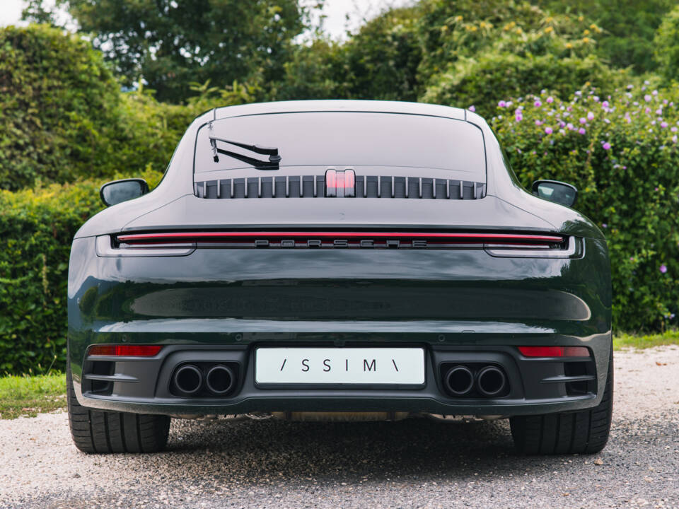 Image 4/61 of Porsche 911 Carrera S (2024)