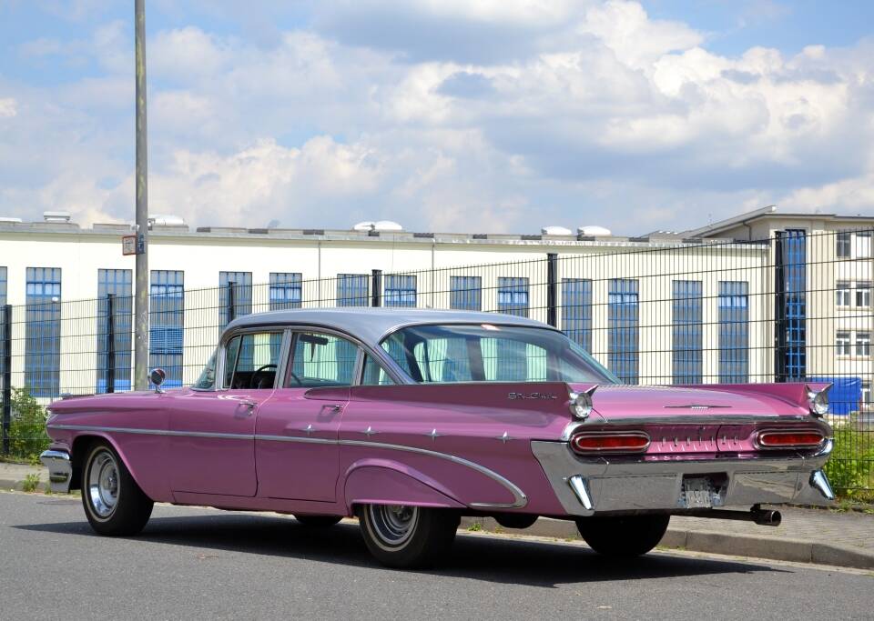 Image 6/19 de Pontiac Star Chief (1959)