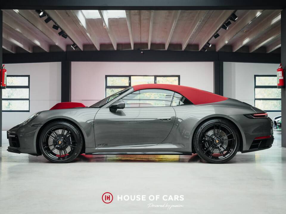 Image 10/25 of Porsche 911 Carrera 4 GTS (2022)