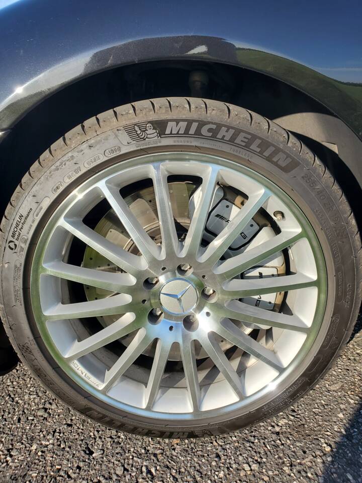 Afbeelding 38/49 van Mercedes-Benz CL 63 AMG (2007)