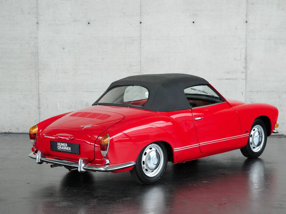 Image 40/50 of Volkswagen Karmann Ghia 1500 (1971)