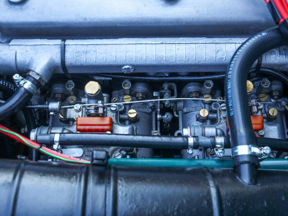 Bild 26/50 von Alfa Romeo Giulia 1300 GT Junior (1972)
