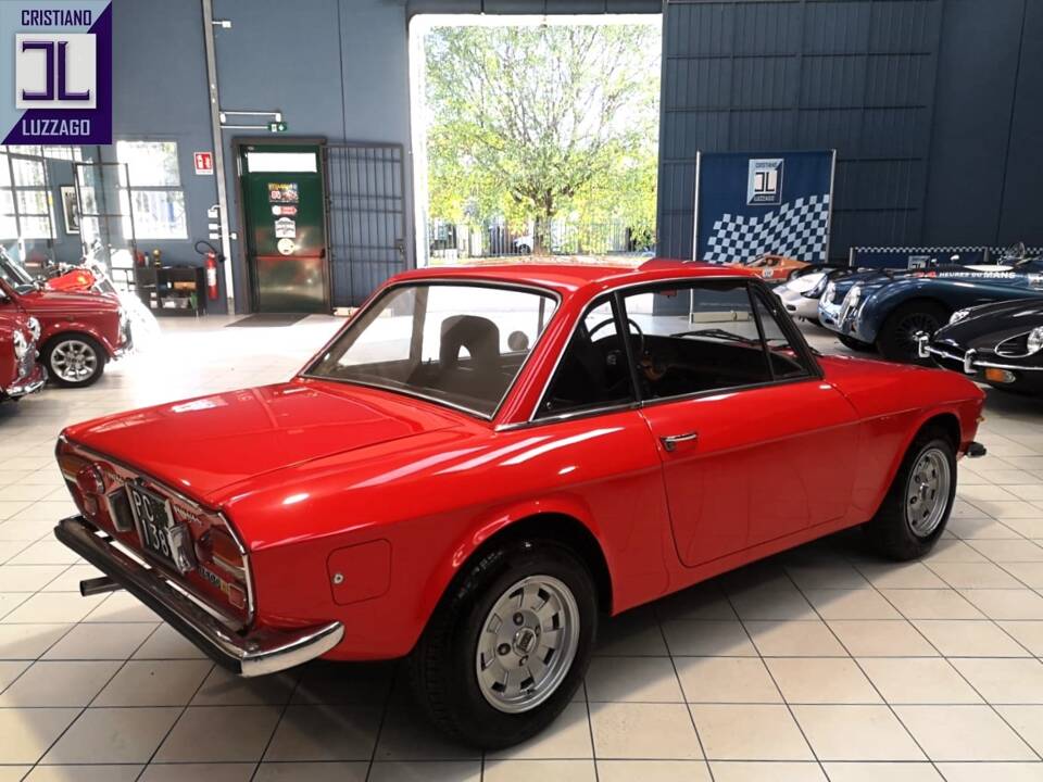 Imagen 7/43 de Lancia Fulvia Coupe HF 1.6 (Lusso) (1971)