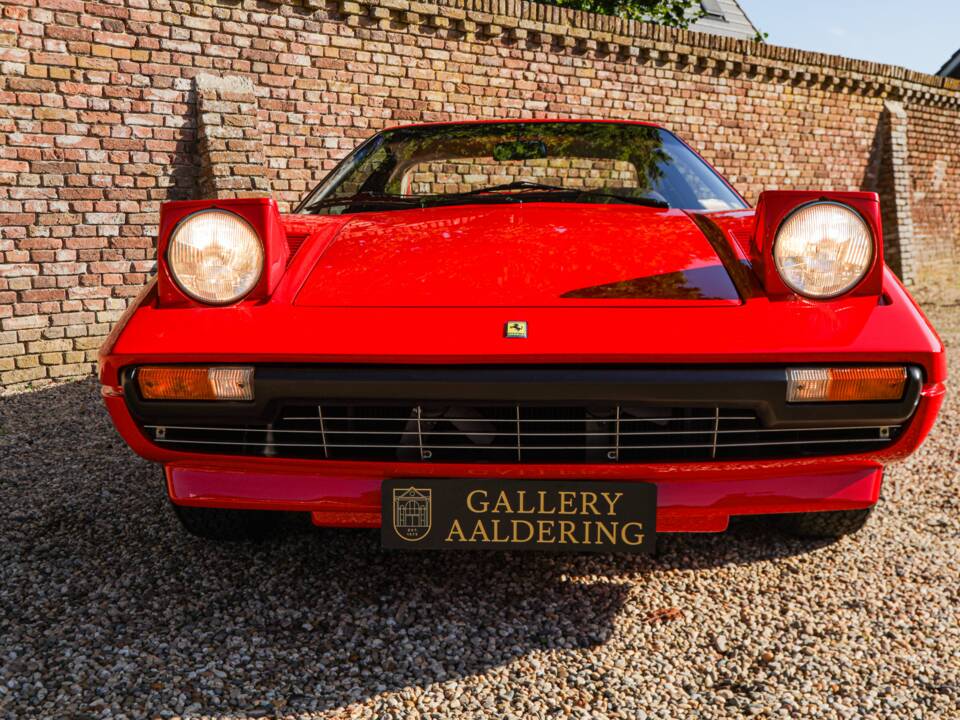 Image 38/50 de Ferrari 308 GTB (1977)