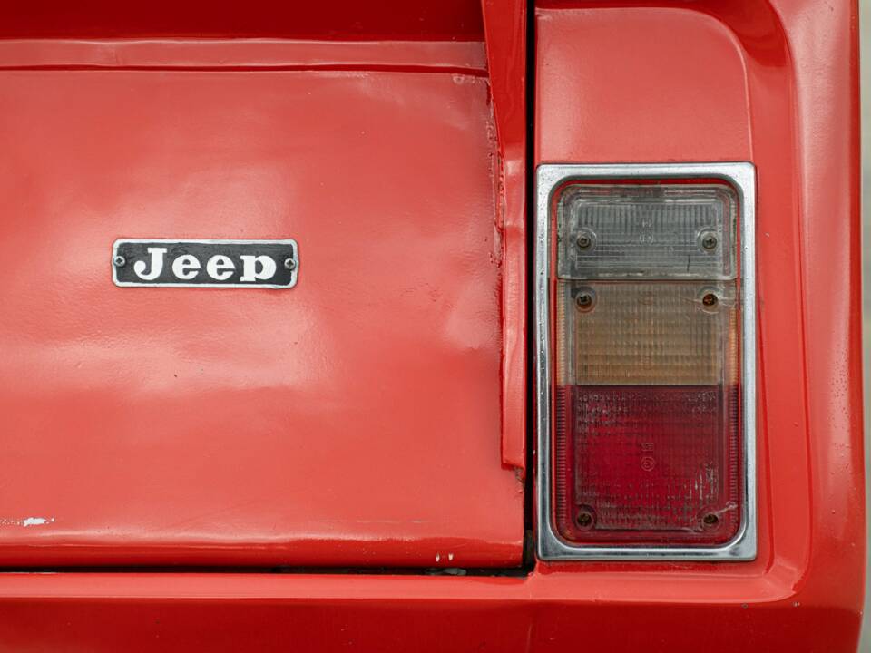 Bild 18/50 von Ebro Jeepster Commando C-101 (1976)