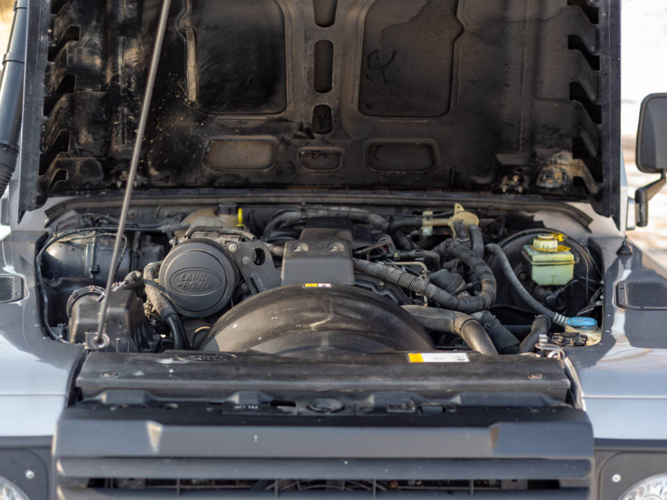 Image 43/98 of Land Rover Defender 130 Double Cab (2008)