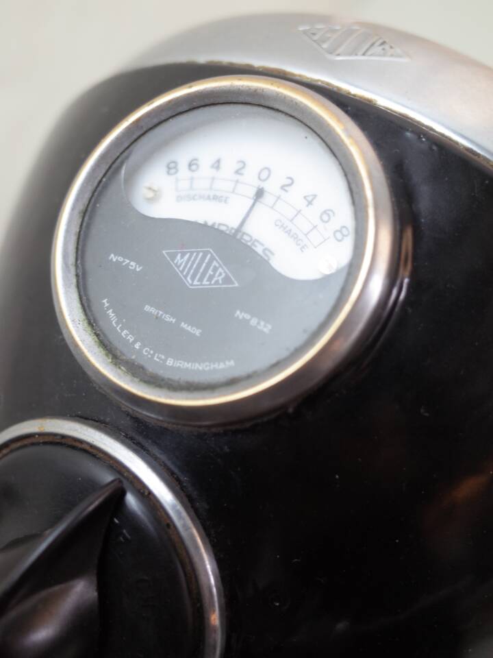 Image 8/30 of Vincent Rapide C (1951)