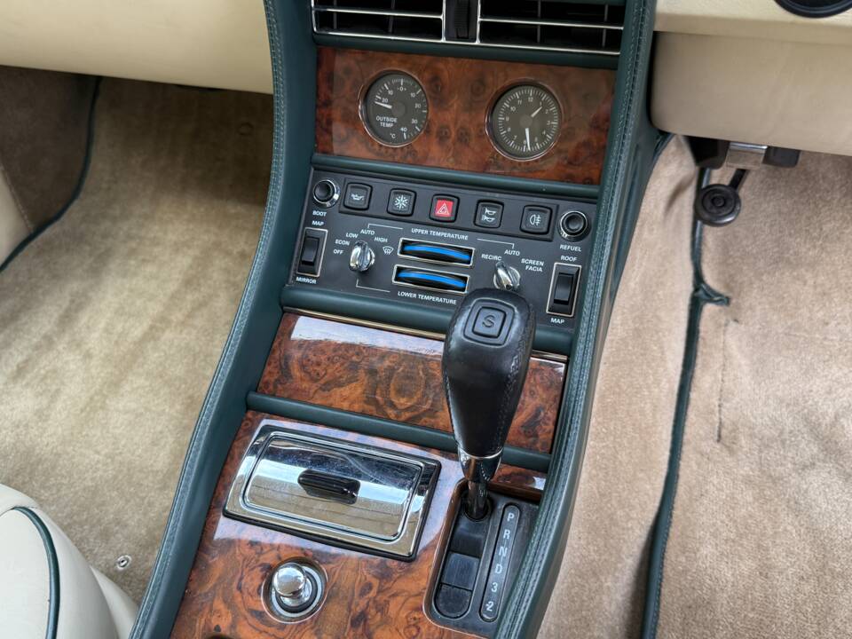 Bild 26/34 von Bentley Continental R (1995)