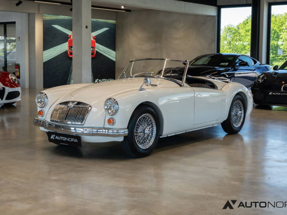 Image 1/65 of MG MGA 1600 (1960)