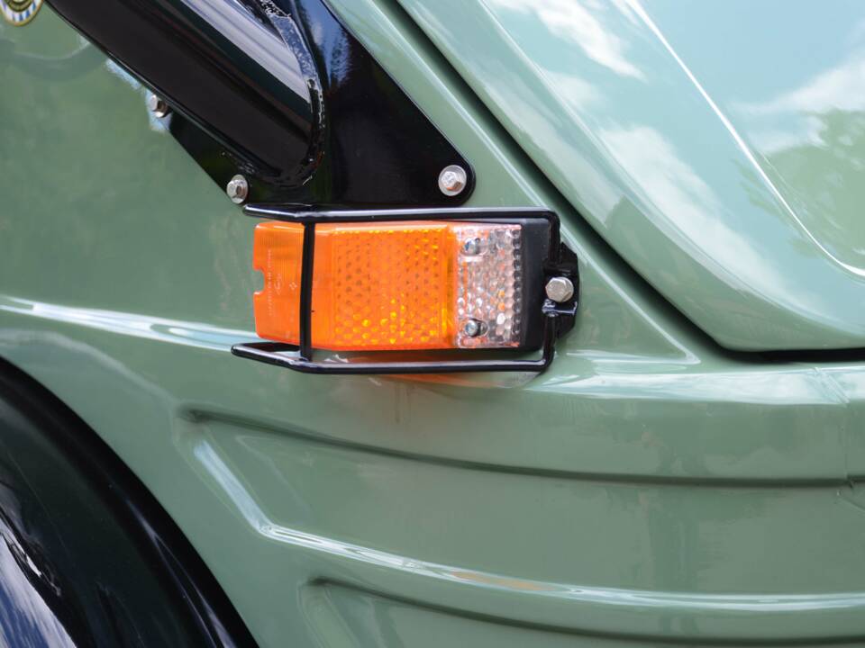 Image 60/71 of Mercedes-Benz Unimog U52 (1983)