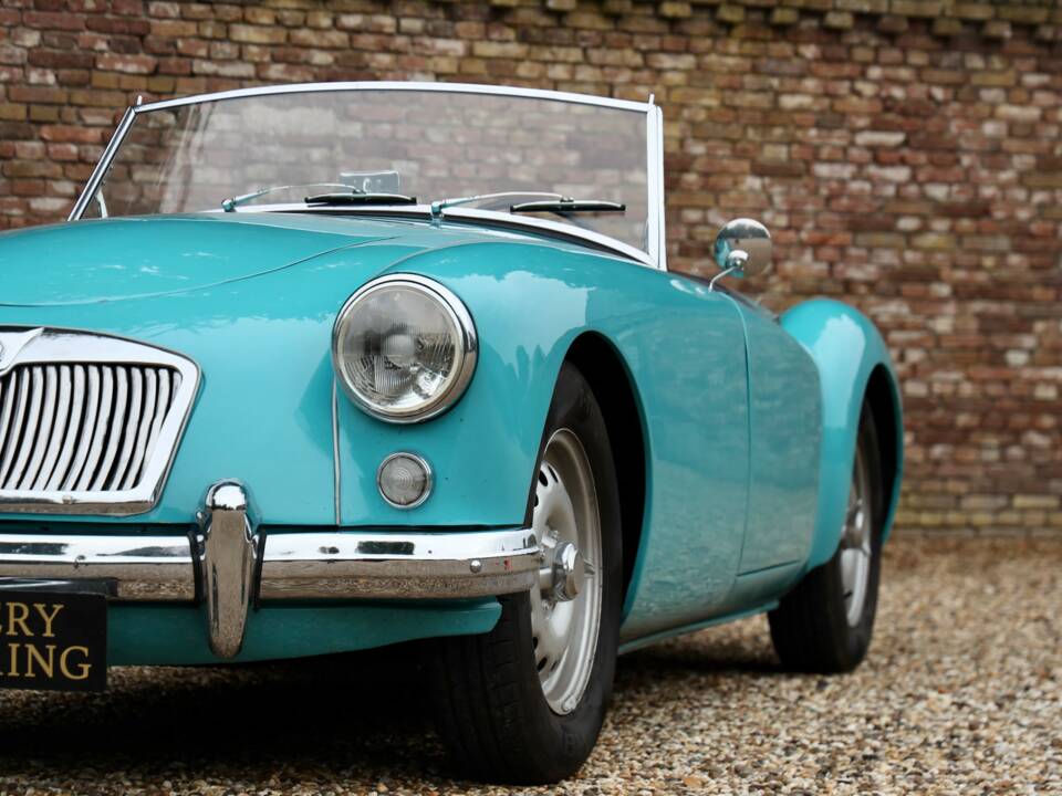 Imagen 17/50 de MG MGA Twin Cam (1959)