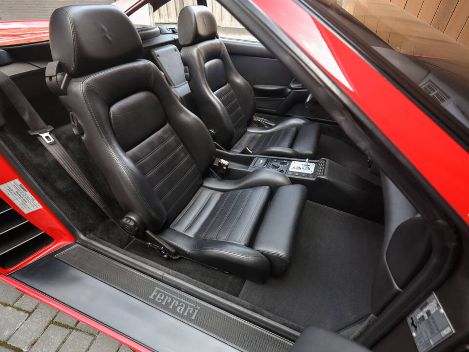 Immagine 19/76 di Ferrari F 355 F1 GTS (1997)