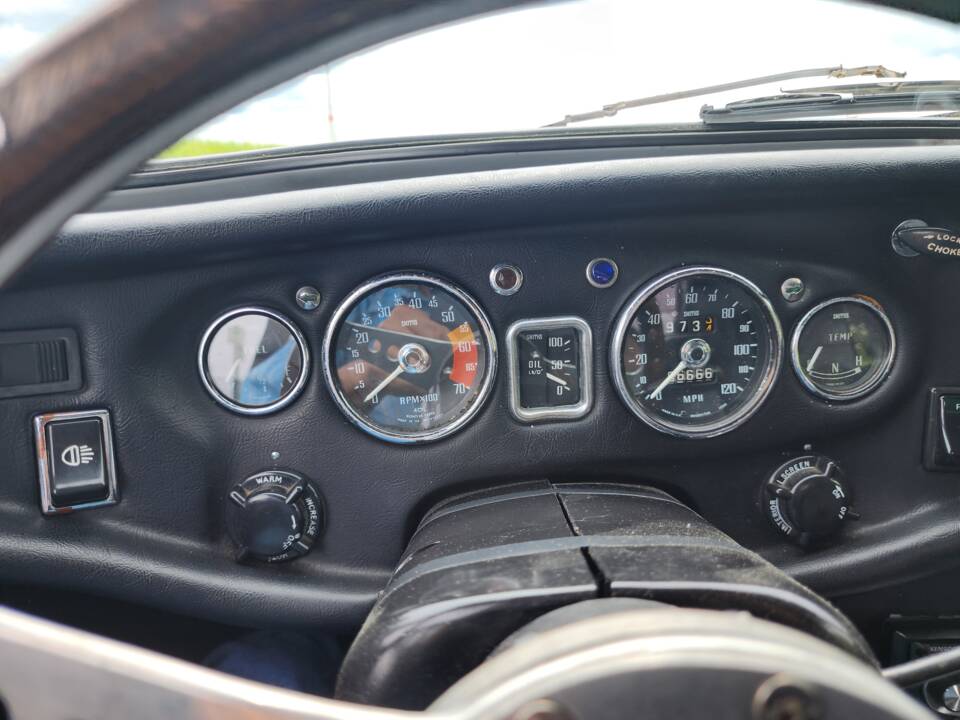 Image 22/55 of MG MGB (1969)