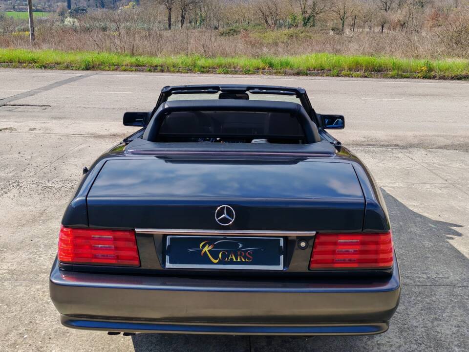 Image 14/42 of Mercedes-Benz 300 SL-24 (1992)