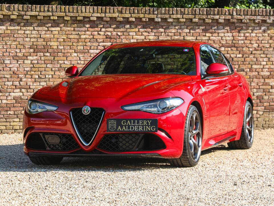Bild 43/50 von Alfa Romeo Giulia Quadrifoglio (2017)