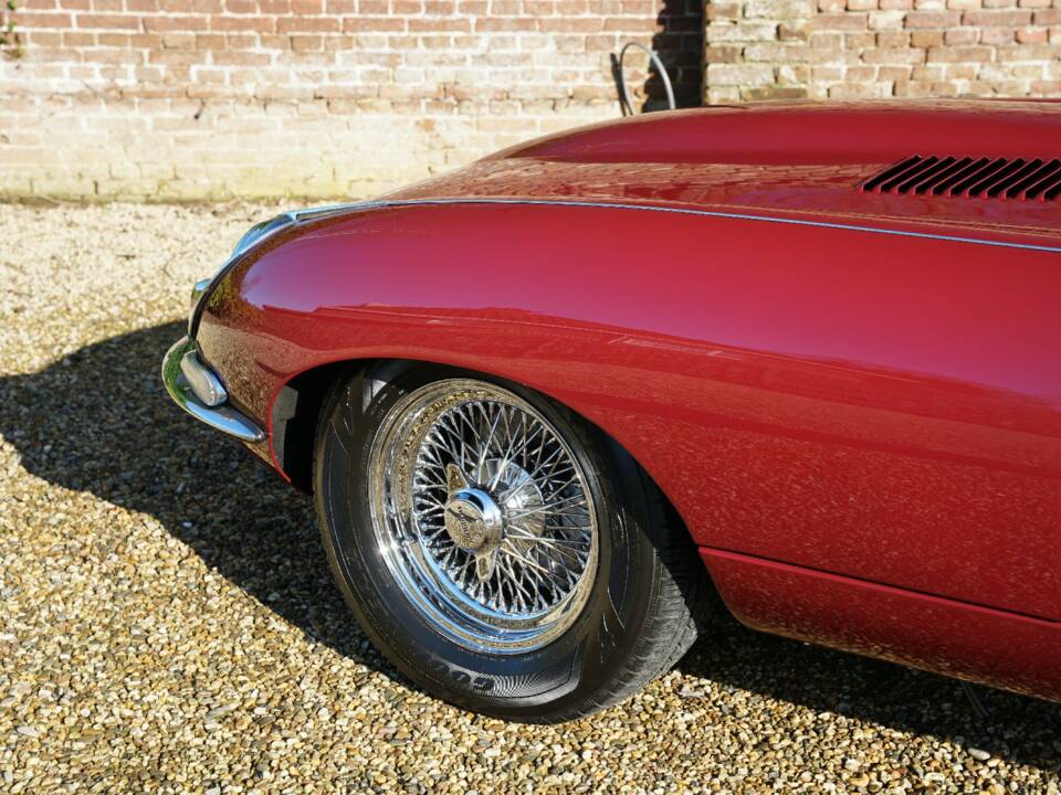 Imagen 40/50 de Jaguar E-Type 3.8 "Lightweight" (1968)