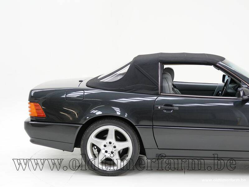 Afbeelding 13/15 van Mercedes-Benz 500 SL (1991)