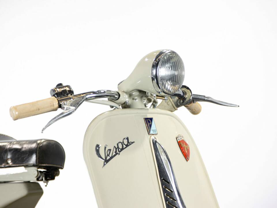 Bild 29/50 von Piaggio Vespa 150 "Struzzo" VL (1955)