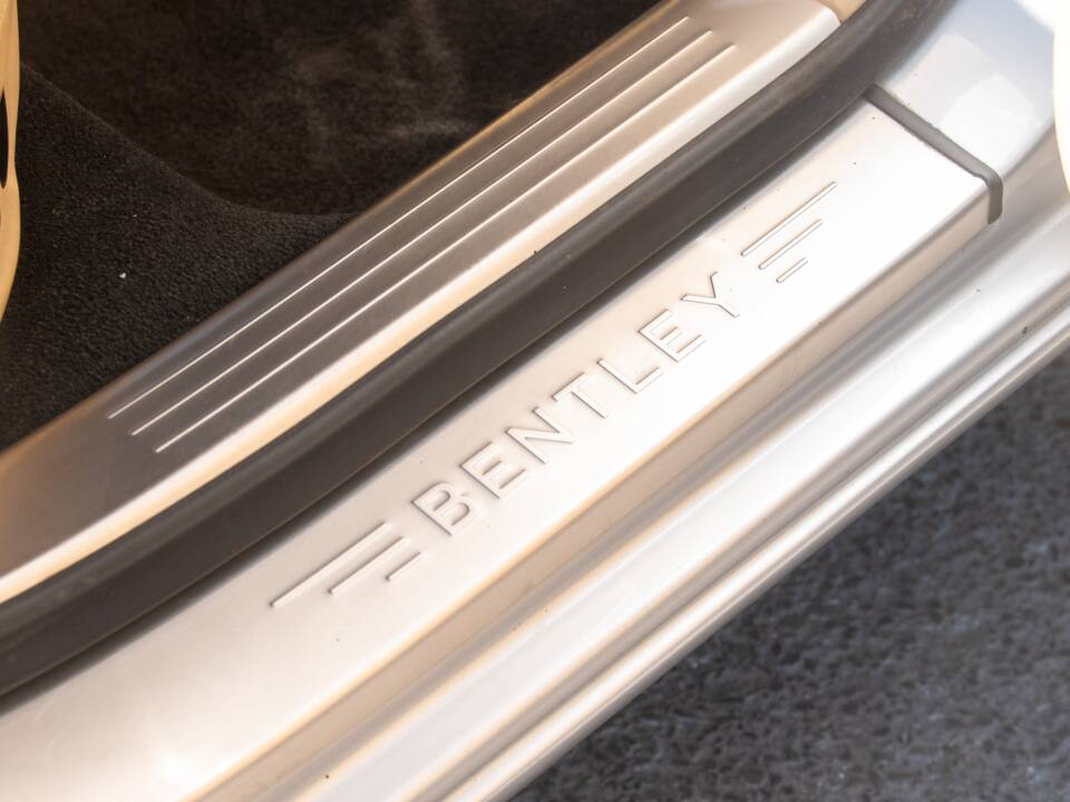 Image 33/50 of Bentley Continental Flying Spur (2007)