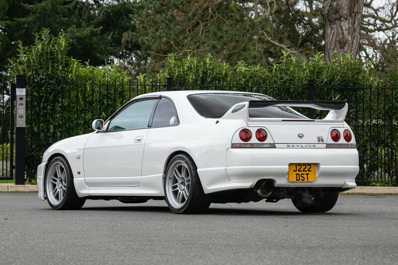 Immagine 4/29 di Nissan Skyline GT-R (1995)