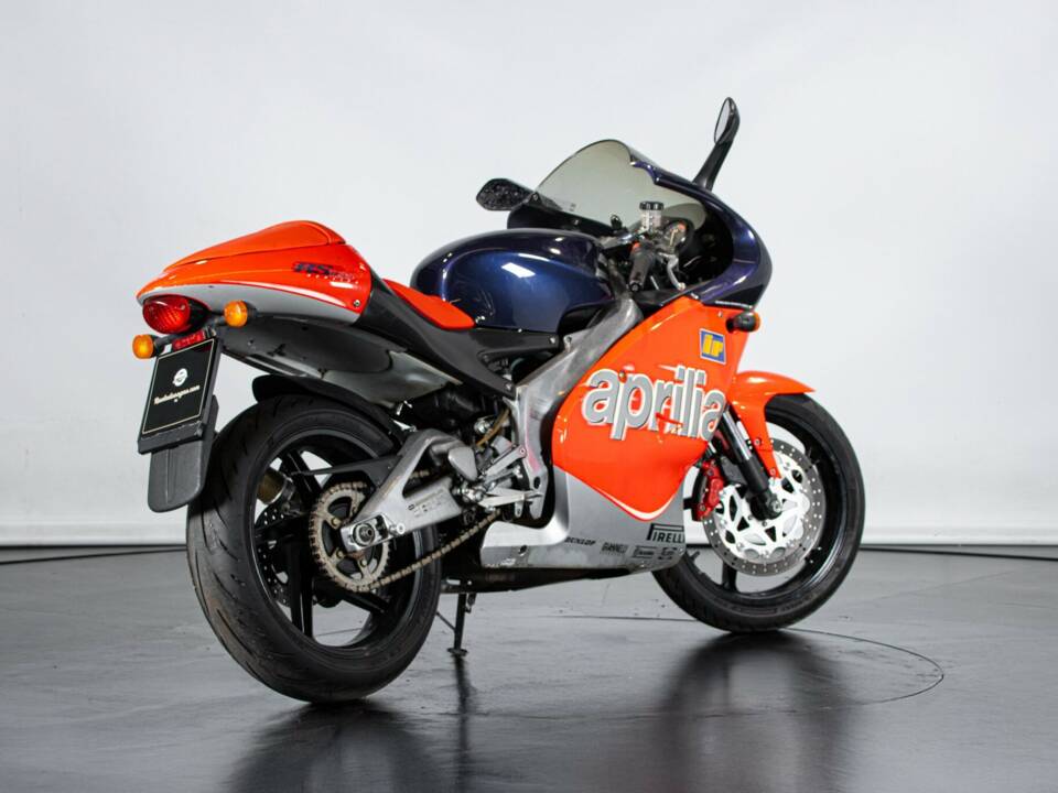 Image 6/50 of Aprilia RS 125 (1999)