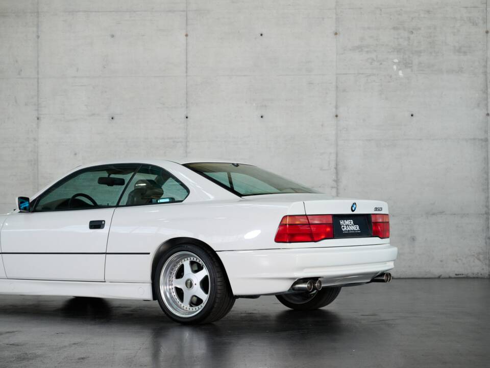 Immagine 11/50 di BMW 850i (1990)