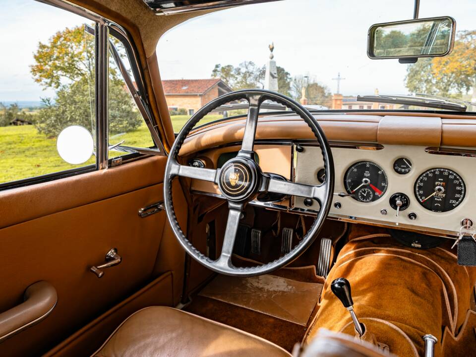 Bild 76/100 von Jaguar XK 150 DHC (1959)