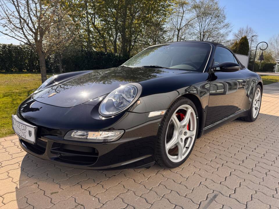 Bild 16/66 von Porsche 911 Carrera S (2006)