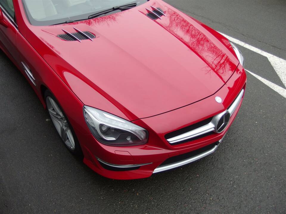 Image 10/99 of Mercedes-Benz SL 63 AMG (2012)