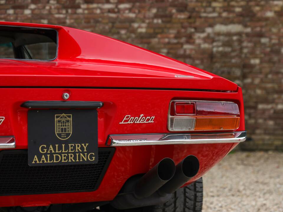 Image 32/50 of De Tomaso Pantera (1972)