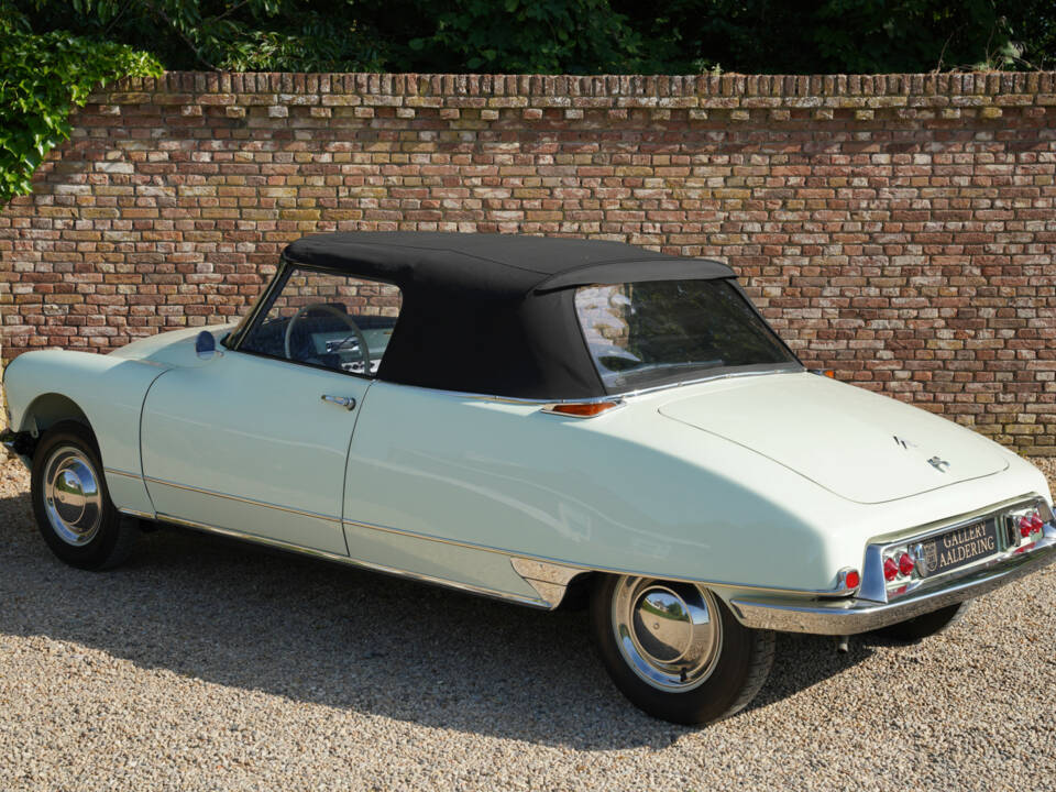 Imagen 49/50 de Citroën ID 19 Usine (1963)