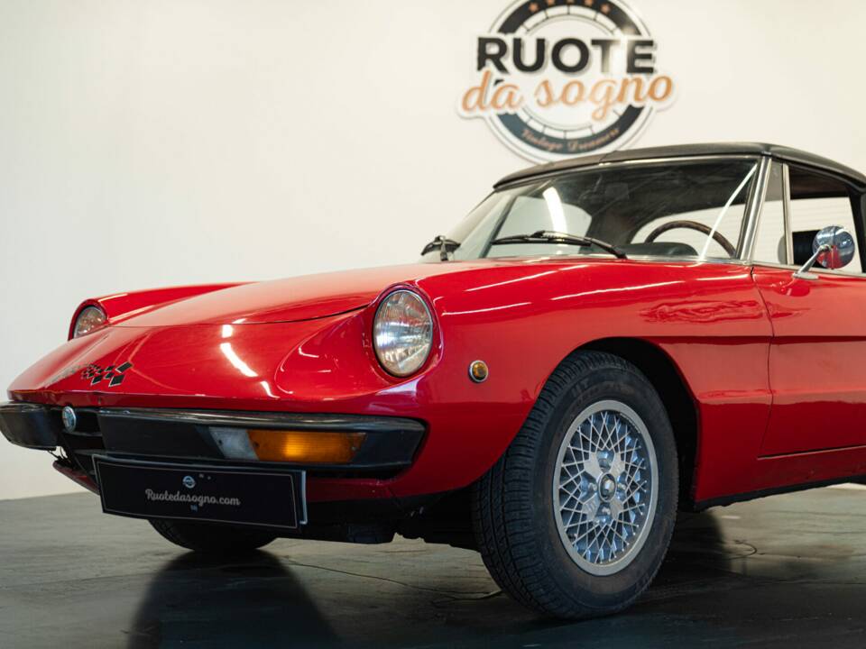 Imagen 19/50 de Alfa Romeo 1600 Spider (1972)