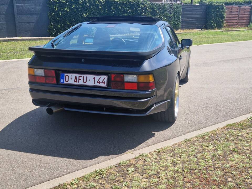 Image 4/5 of Porsche 944 Turbo (1986)