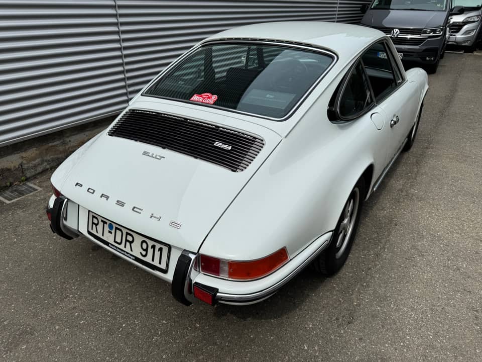 Image 43/60 de Porsche 911 2.4 T (1971)