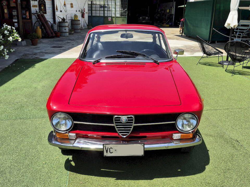 Afbeelding 20/63 van Alfa Romeo Giulia GT 1300 Junior (1971)